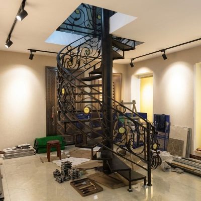 Black Wrought Iron Spiral Staircases for Modern Homes